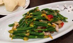 凯德集团吃瓜,吃瓜群众眼中的商业帝国风云