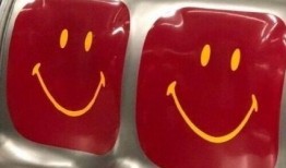 孩子幽默吃瓜的文案