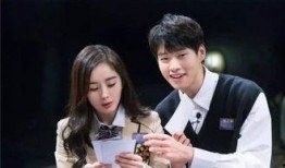 吃瓜情侣住酒店,吃瓜情侣酒店浪漫邂逅记