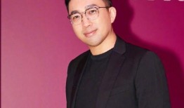 于正和老师吃瓜