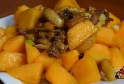 吃鸭子可以吃哈密瓜吗,探索跨界美食的奇妙组合