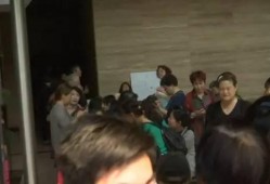 学校吃瓜事件群,揭秘“吃瓜事件群”背后的校园生活点滴