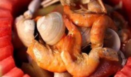 吃虾能吃吗瓜,夏季餐桌上的美味搭配与注意事项